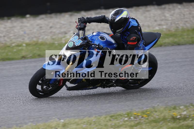 /09 19.04.2026  Caremotion get faster ADR/Gruppe gruen/94